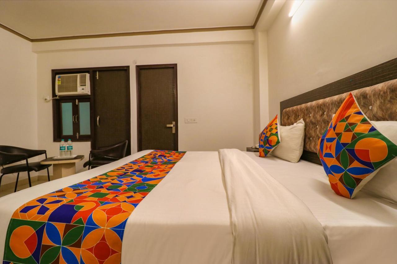 Fabexpress Dolphin International Near Delhi Airport Otel Yeni Delhi Dış mekan fotoğraf
